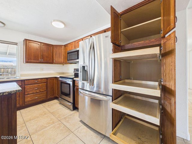 10501 E Calle Del Este, Tucson, AZ 85748