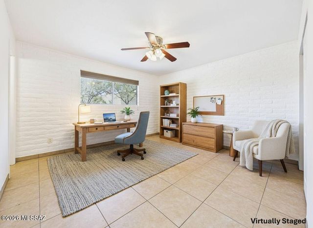 10501 E Calle Del Este, Tucson, AZ 85748