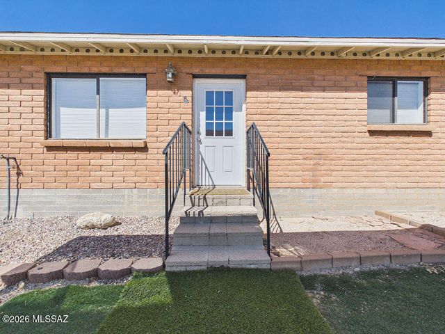 10501 E Calle Del Este, Tucson, AZ 85748