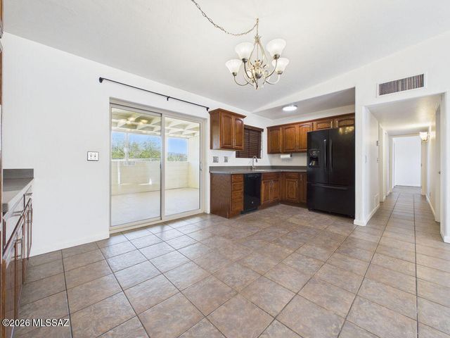 10501 E Calle Del Este, Tucson, AZ 85748