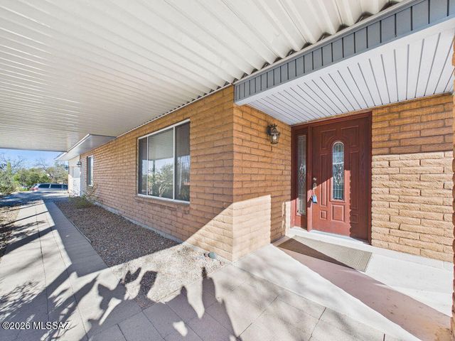 10501 E Calle Del Este, Tucson, AZ 85748