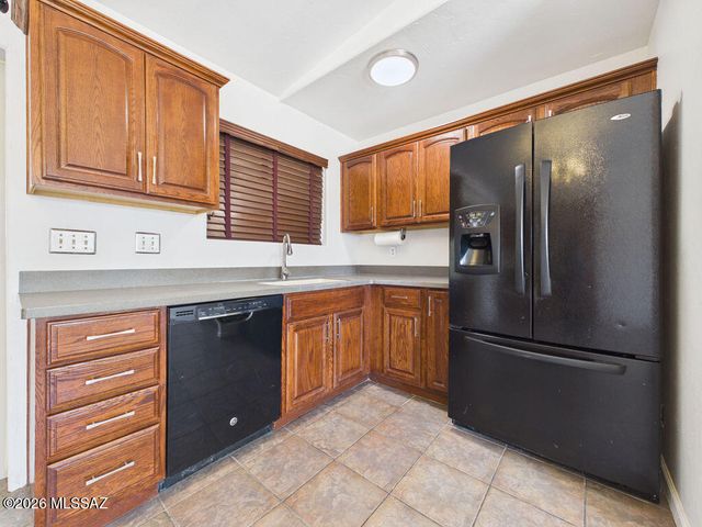 10501 E Calle Del Este, Tucson, AZ 85748