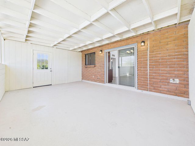 10501 E Calle Del Este, Tucson, AZ 85748