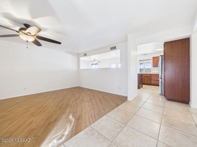 10501 E Calle Del Este, Tucson, AZ 85748