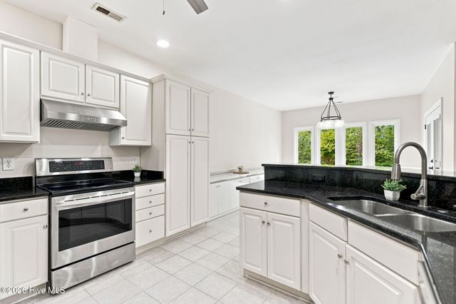 8712 Sedgley Drive, Wilmington, NC 28412