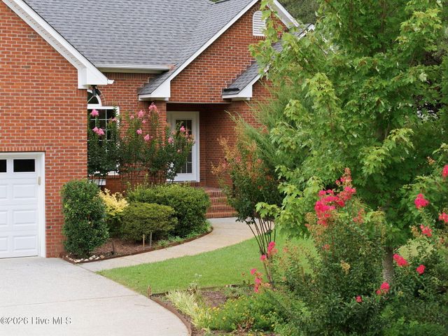 8712 Sedgley Drive, Wilmington, NC 28412