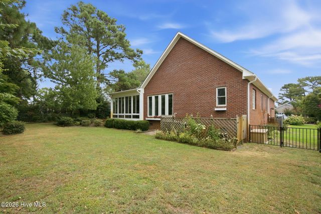 8712 Sedgley Drive, Wilmington, NC 28412