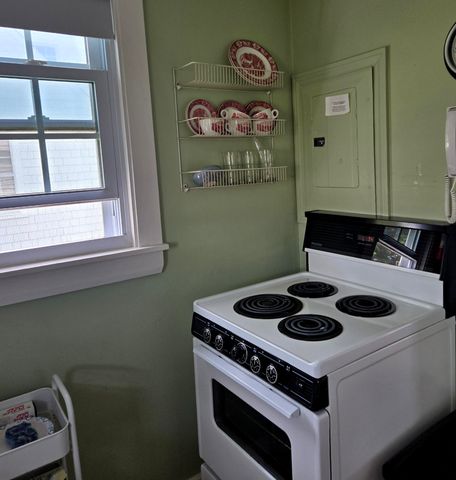 670 Shore Road 1, Truro, MA 02666