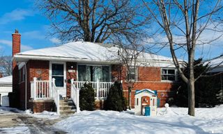 3266 S Margarette Court, Trenton, MI 48183