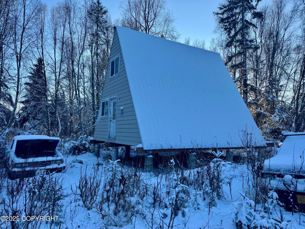 2501 Wildwood Drive, Kenai, AK 99611