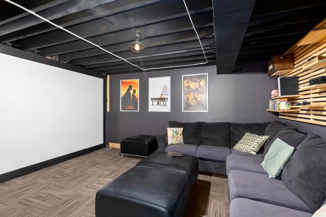 3031 Rapidfall Court NE, Belmont, MI 49306