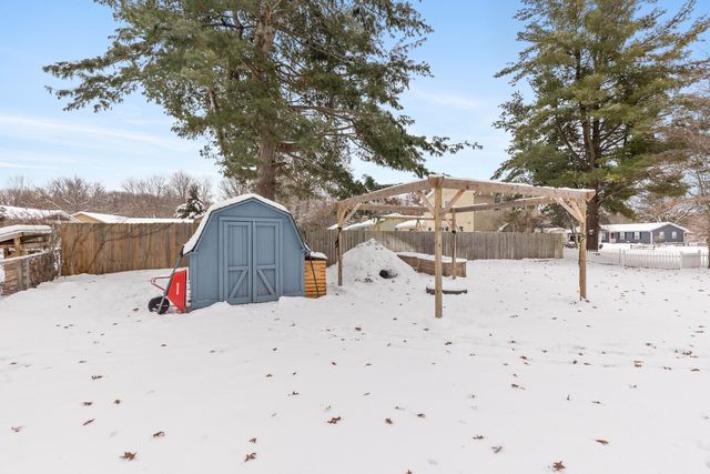 3031 Rapidfall Court NE, Belmont, MI 49306