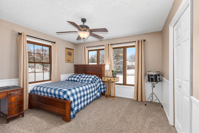 3031 Rapidfall Court NE, Belmont, MI 49306