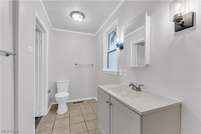 14131 Berwyn Avenue, Cleveland, OH 44111