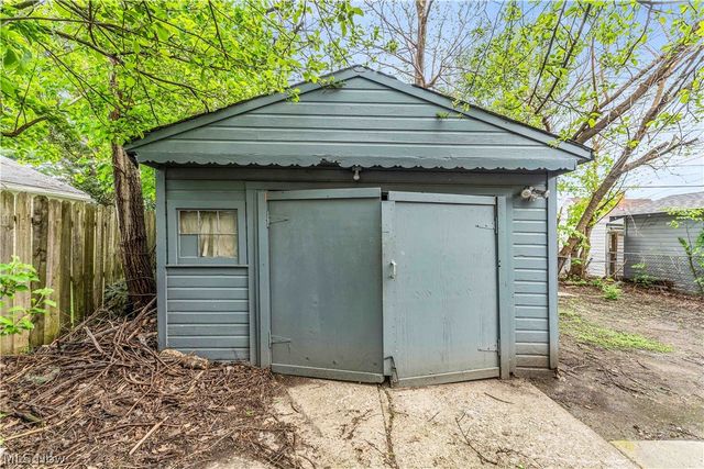 14131 Berwyn Avenue, Cleveland, OH 44111