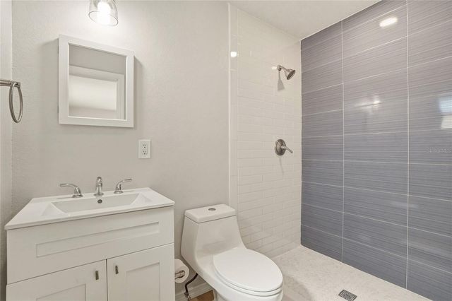 4511 HELENA STREET NE, St Petersburg, FL 33703