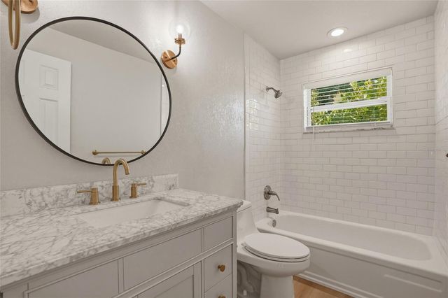 4511 HELENA STREET NE, St Petersburg, FL 33703