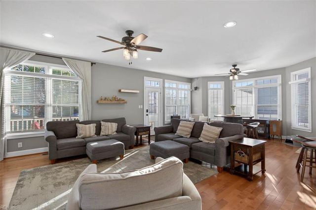 724 Delaware AVE, Virginia Beach, VA 23451