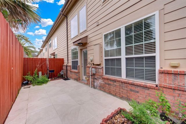1247 Glenwood Canyon Lane, Houston, TX 77077