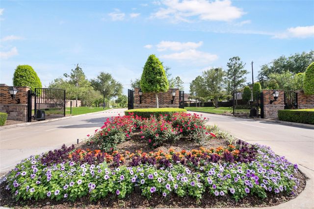 1247 Glenwood Canyon Lane, Houston, TX 77077