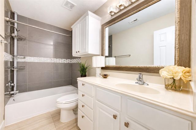 1247 Glenwood Canyon Lane, Houston, TX 77077