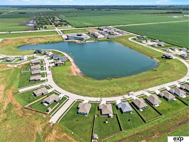 1891 Aaron Way, Fremont, NE 68028