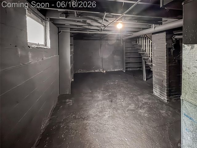 1114 Christopher Street, Flint, MI 48503