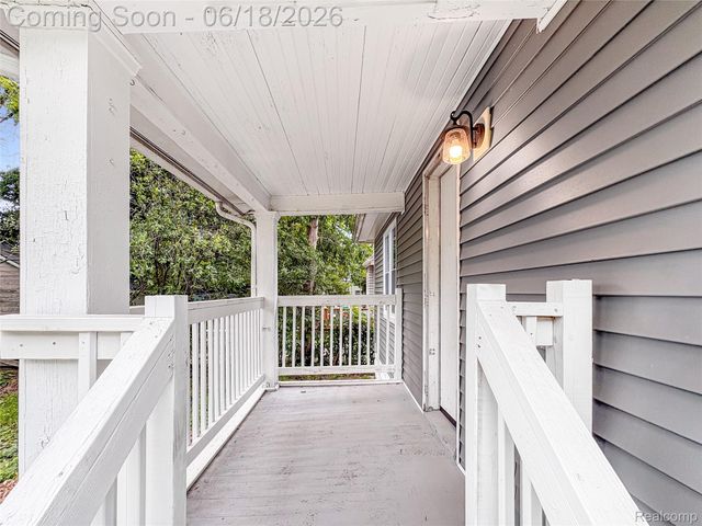 1114 Christopher Street, Flint, MI 48503