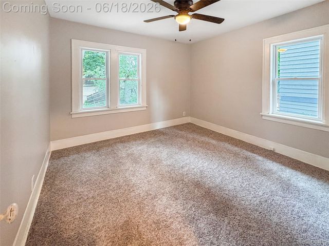 1114 Christopher Street, Flint, MI 48503