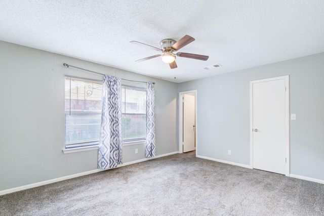 828 Noreda Street, Angleton, TX 77515