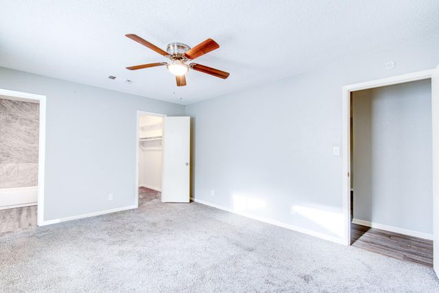 828 Noreda Street, Angleton, TX 77515