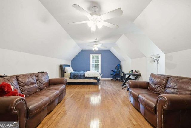 211 Cabin Creek Court, Woodstock, GA 30189