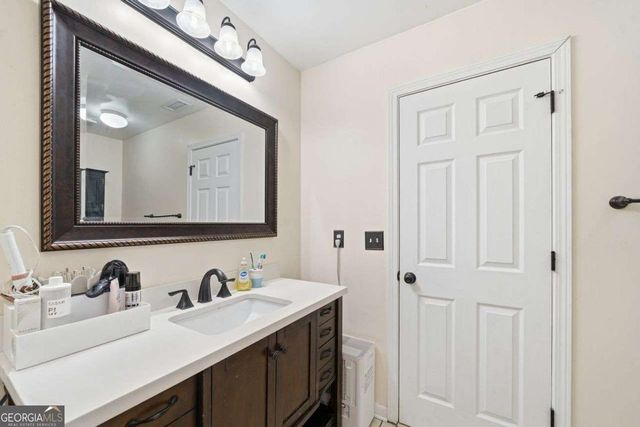 211 Cabin Creek Court, Woodstock, GA 30189
