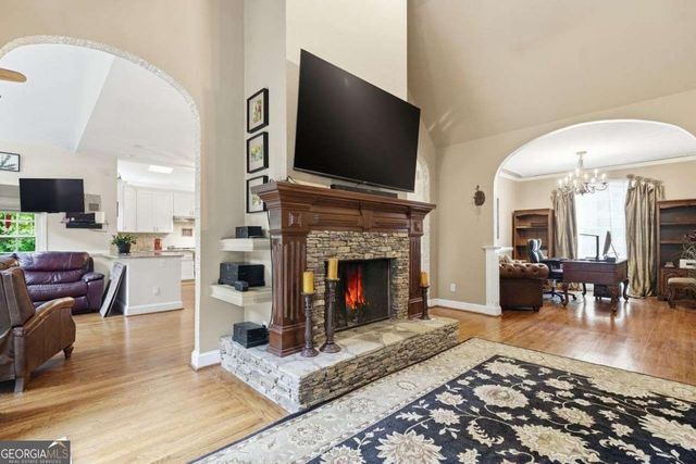 211 Cabin Creek Court, Woodstock, GA 30189