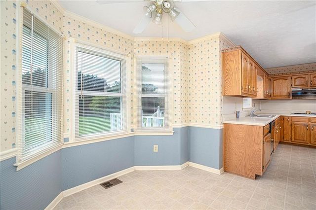 195 Skyview Drive, Social Circle, GA 30025