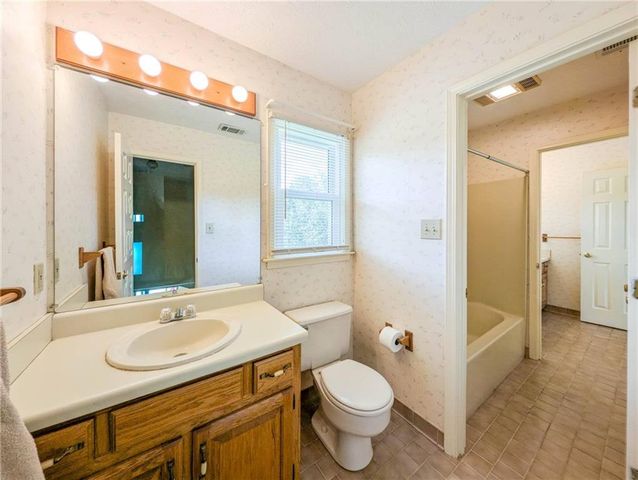 195 Skyview Drive, Social Circle, GA 30025