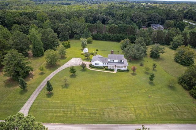 195 Skyview Drive, Social Circle, GA 30025