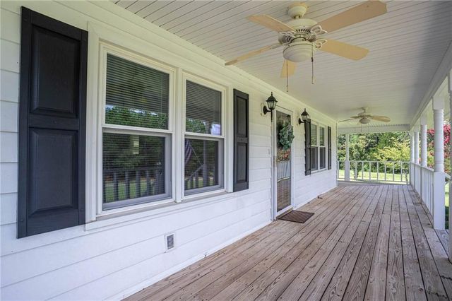 195 Skyview Drive, Social Circle, GA 30025