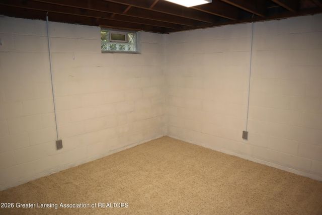 5601 S Washington Avenue, Lansing, MI 48911
