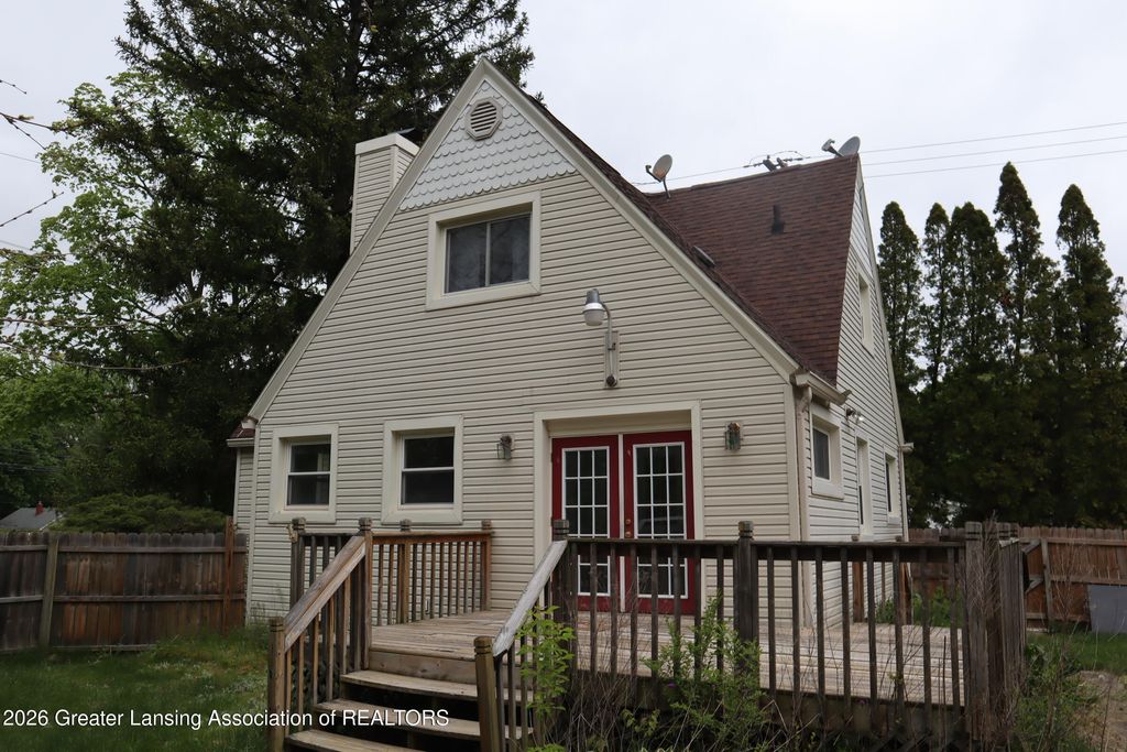 5601 S Washington Avenue, Lansing, MI 48911