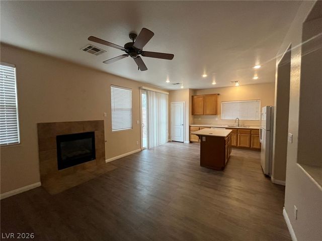 933 Purdy Lodge Street, Las Vegas, NV 89138