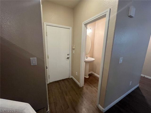 933 Purdy Lodge Street, Las Vegas, NV 89138