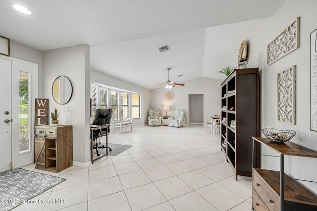 4500 Hunters Run Circle, Grant, FL 32949
