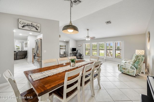 4500 Hunters Run Circle, Grant, FL 32949