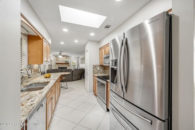 4500 Hunters Run Circle, Grant, FL 32949