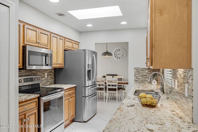 4500 Hunters Run Circle, Grant, FL 32949
