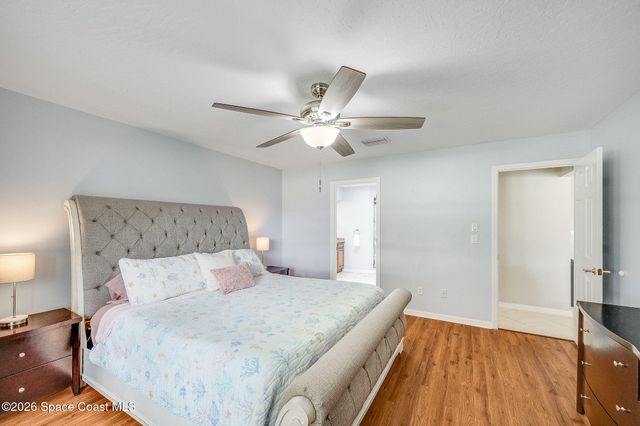 4500 Hunters Run Circle, Grant, FL 32949
