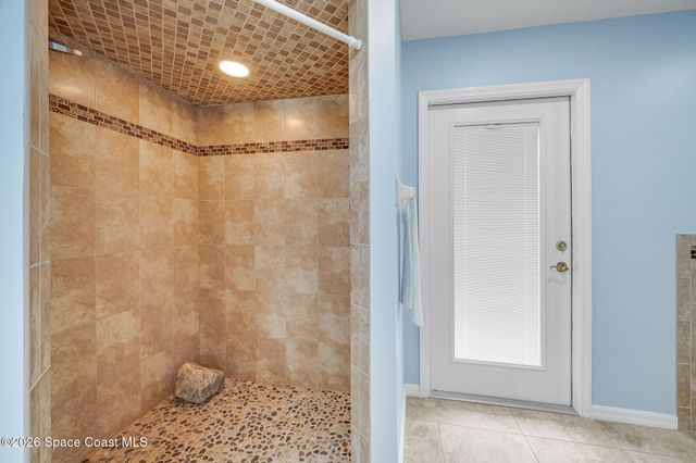 4500 Hunters Run Circle, Grant, FL 32949