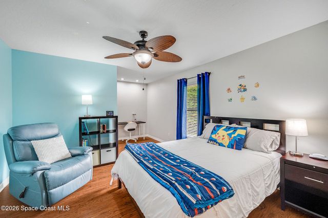 4500 Hunters Run Circle, Grant, FL 32949