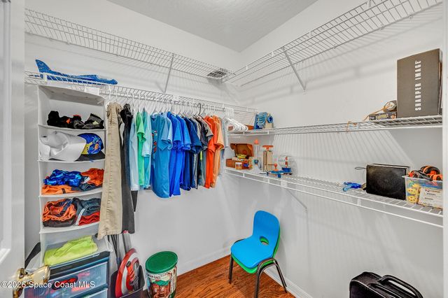 4500 Hunters Run Circle, Grant, FL 32949